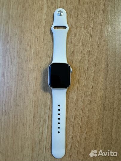 Часы Apple Watch SE 2