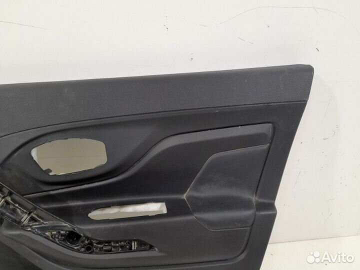Обшивка двери передняя правая LADA X-Ray 2015