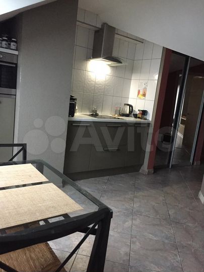 4-к. квартира, 100,2 м², 6/7 эт.