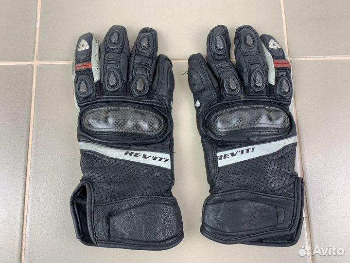 Перчатки для мотоцикла revit