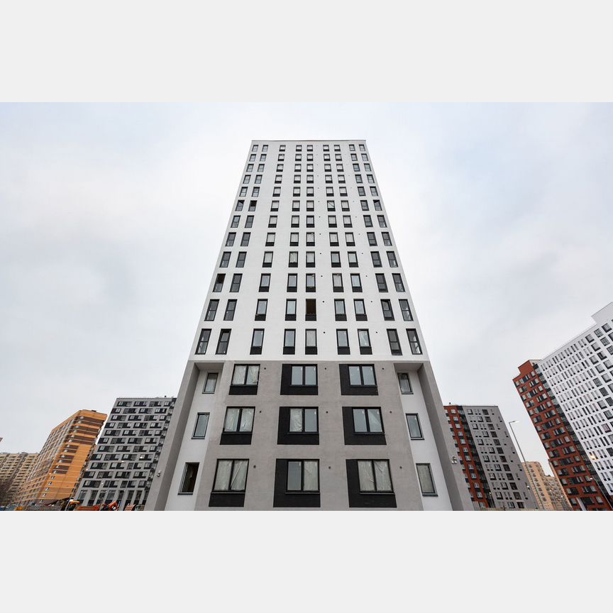 2-к. квартира, 56,2 м², 10/17 эт.