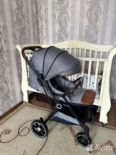 Коляска прогулочная новая с реверсивным блоком