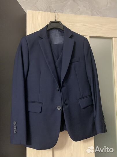 Костюм тройка для мальчика 122