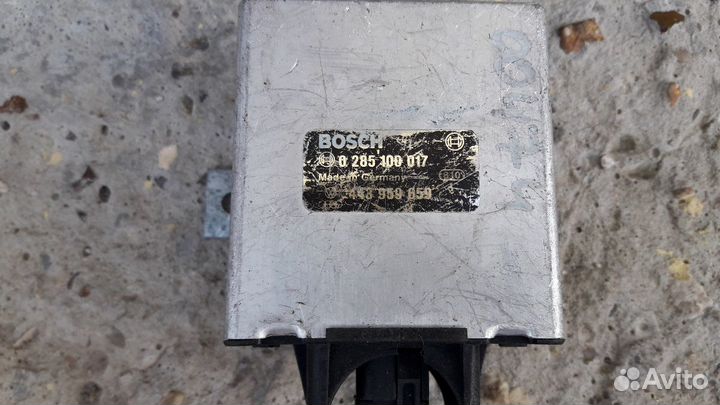 Блок электронный для Audi 100 (C4)