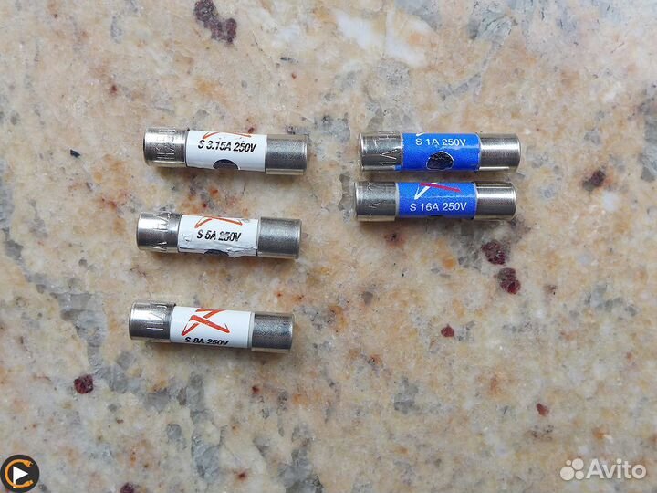 Synergistic Research Blue HiFi-tuning Supreme Fuse