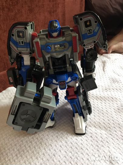 Трансформер young toys Tobot Athlon Metron