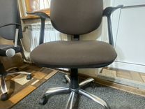 Офисное кресло, компьютерный стул бу на колесах