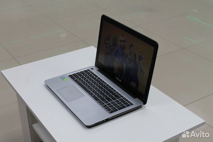 Ноутбук Asus X556UQ