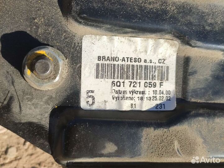 Педаль сцепления Шкода фабиа 1