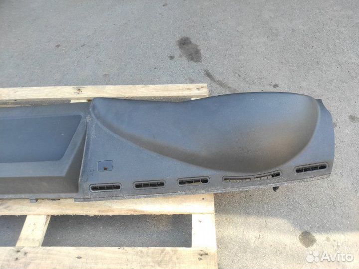 Накладка панели приборов верхняя Man Tgx