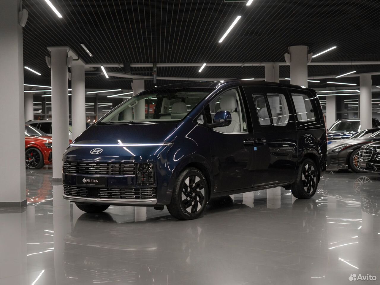 Hyundai Staria 1.6 AT, 2026