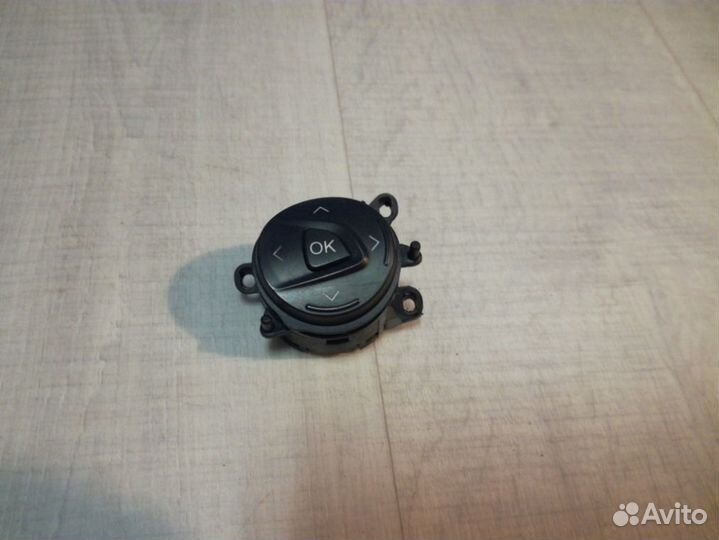 Блок управления магнитолой Ford Focus 3 2.0 xqda