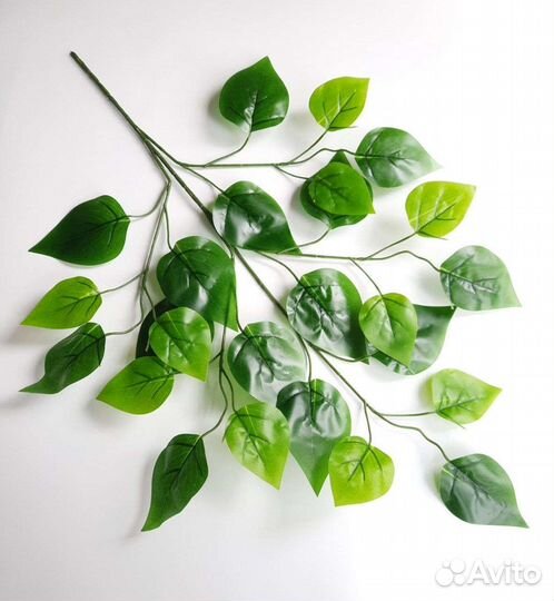 Искусственные ветки деревьев