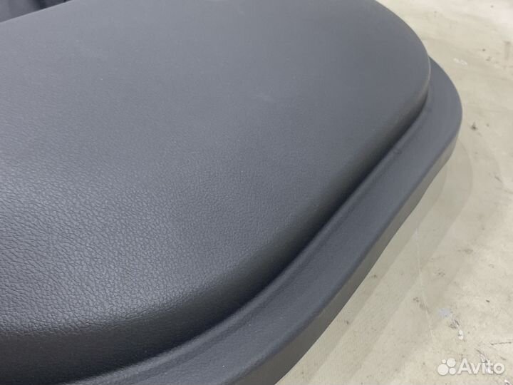 Обшивка задней левой двери Mitsubishi Оutlandеr