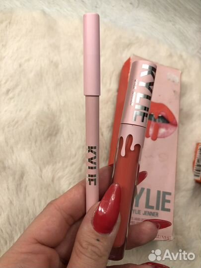 Помада блеск оригинал Kylie Beauty