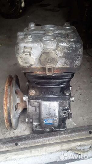 Компрессор на двигатель 245 под ремень