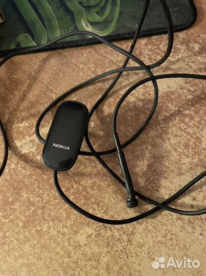 Беспроводной микро-наушник