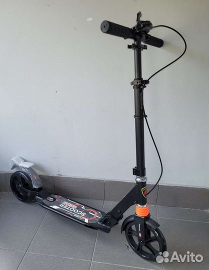Самокат urban c дисковым ручным тормозом черный