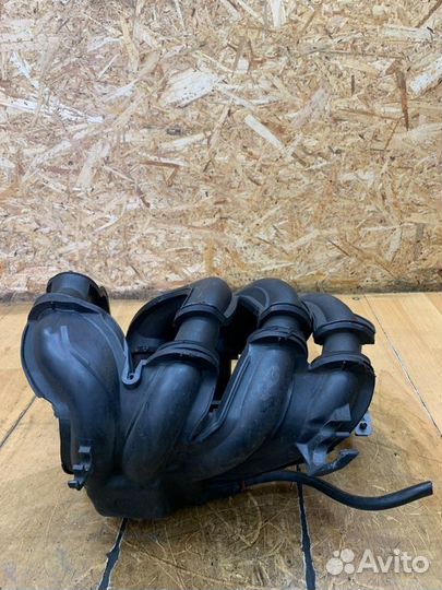 Коллектор впускной Ford Focus 2 shda 2008