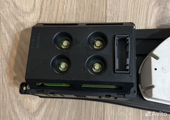 Панель приборов Opel Omega B