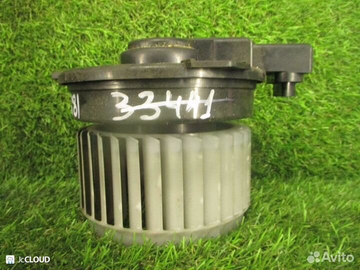 Мотор печки на daihatsu boon M300S 1KR-FE