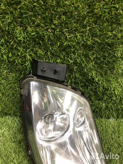 Противотуманная фара передняя правая Peugeot 308