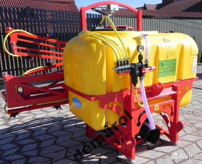 Опрыскиватель навесной