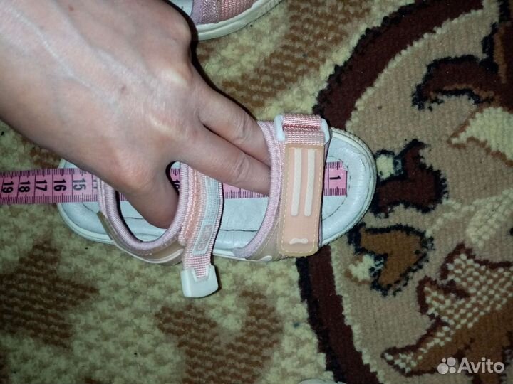 Сандалии для девочки