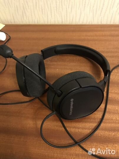 Игровые наушники Steelseries Arctis 1