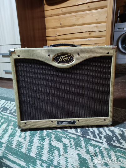 Ламповый комбоусилитель peavey