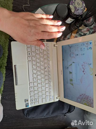 Нетбук asus eee pc