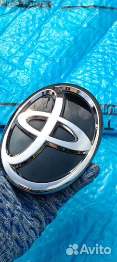 Эмблема багажника Прадо 150 Оригинал 2017-2023