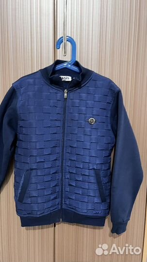 Бомбер для мальчика 140