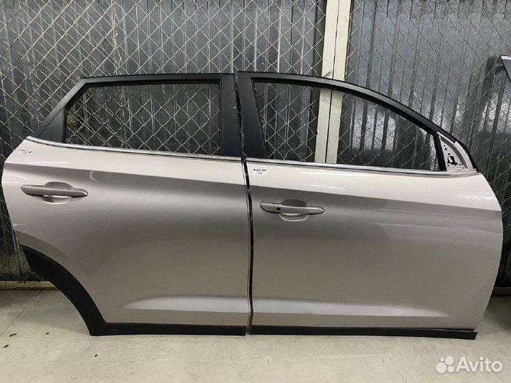 Дверь передняя правая Hyundai Tucson 3 TL