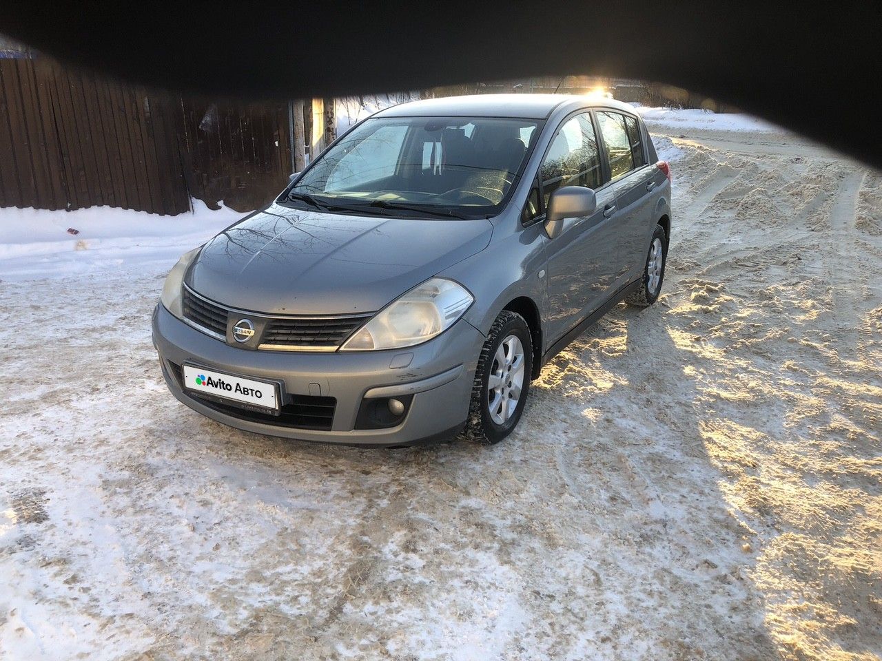 Nissan Tiida: фото владельца