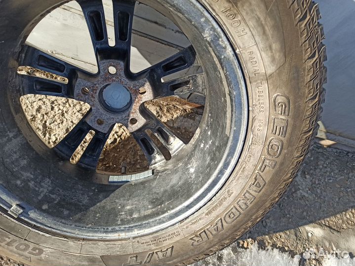 Колеса в сборе 215 70 R16 летние