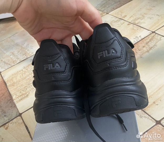 Кроссовки мужские fila 41
