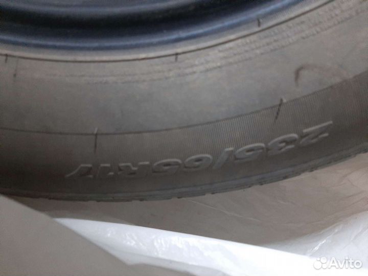 Nexen N8000 23.5/65 R17