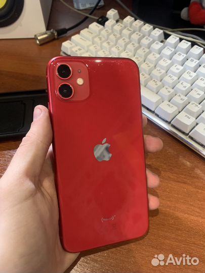 iPhone 11, 64 ГБ