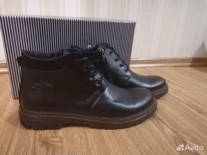 Новые зимние ботинки, р.42
