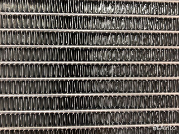 Радиатор охлаждения двигателя A0995001303