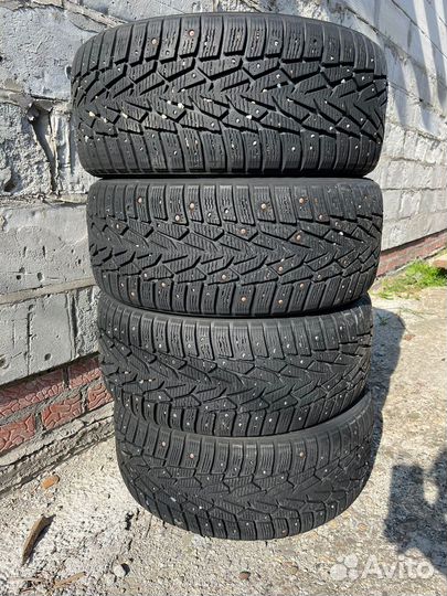 Nokian Tyres Hakkapeliitta 7 235/45 R17 97T