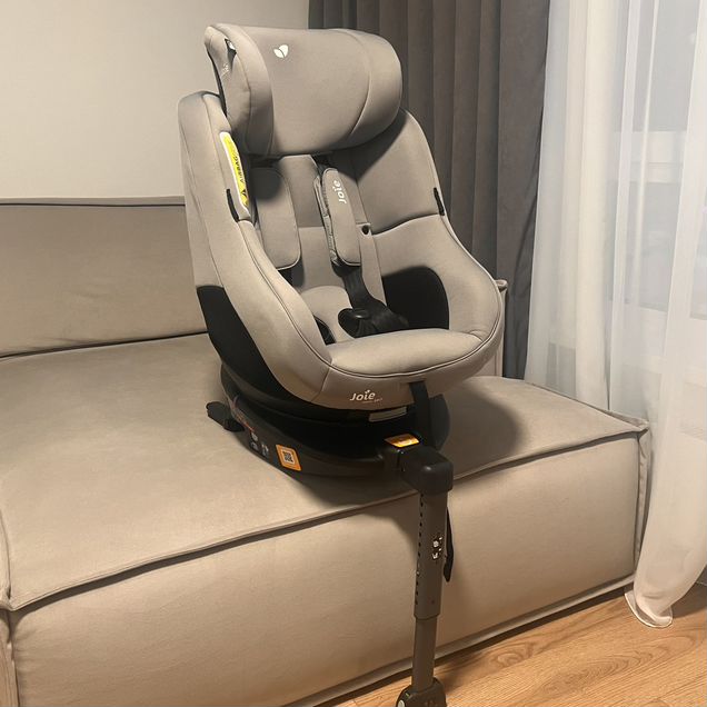 Автокресло Joie spin 360