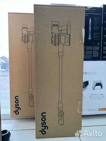 Пылесос Dyson V8 Absolute + SV10 новый