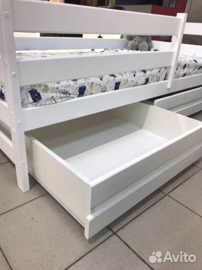 Детская кровать из массива березы в наличии