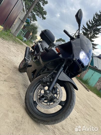 Продам suzuki across