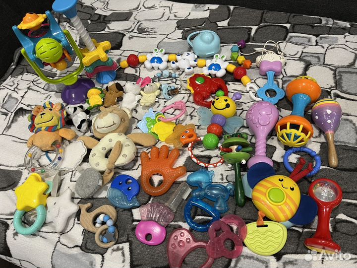 Детские игрушки, погремушки