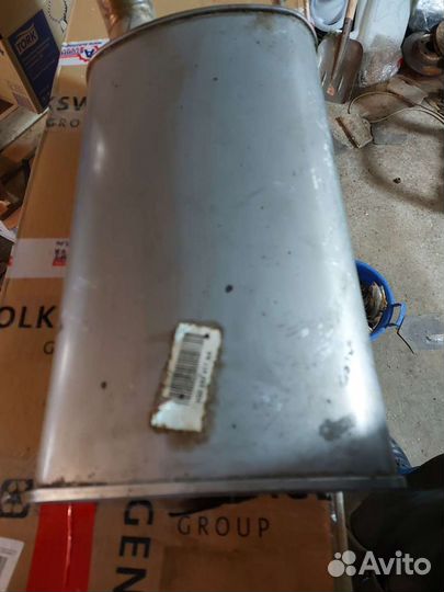 Средний глушитель Skoda Superb 3