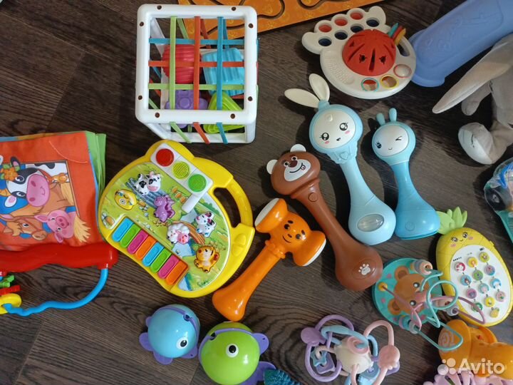 Развивающие игрушки пакетом