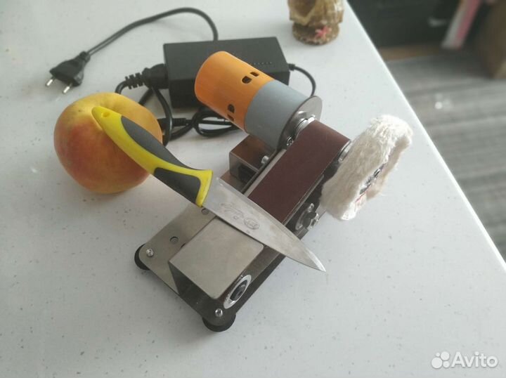 Гриндер ленточный, шлифовальный станок